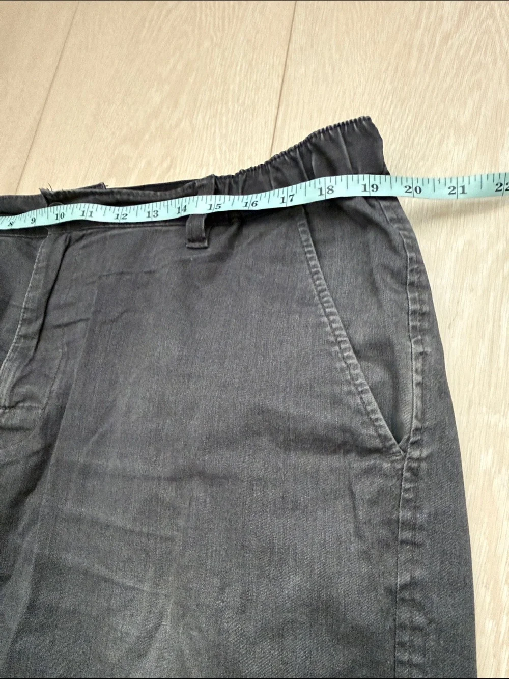 ✨RVCA Men's Washed Gray Flat Front Casual Shorts